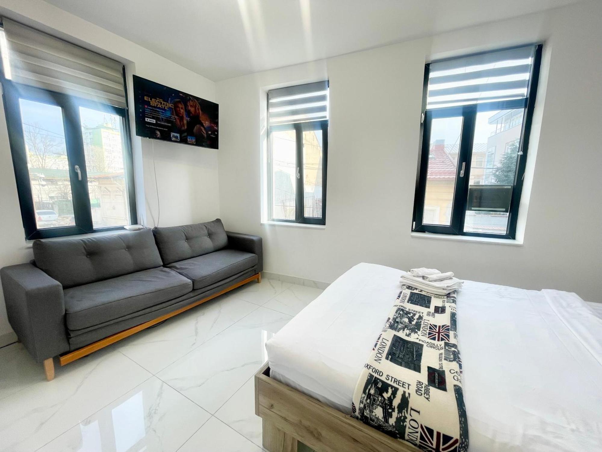 Apollo 2 Bukarest